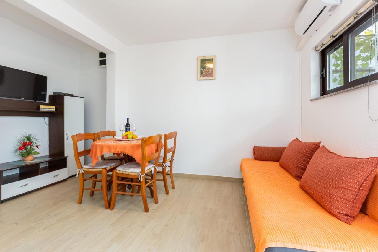 Apartments Sucur With Terrace Baška Buitenkant foto