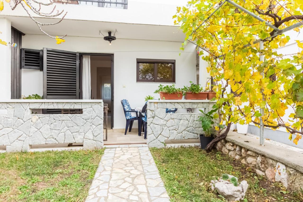 Apartments Sucur With Terrace Baška Buitenkant foto
